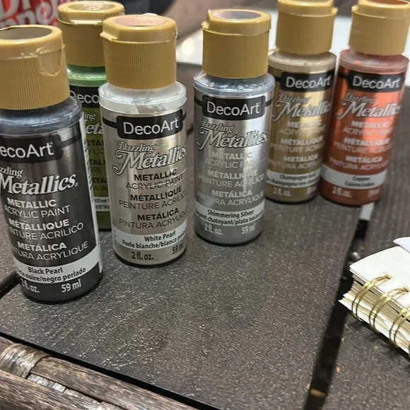 DecoArt Dazzling Metallics Acrylic Colors bundle